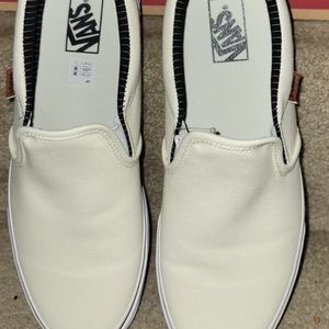 Men's Slip On Van's size 13- NEW